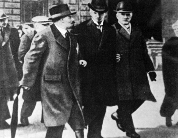 Ленин, Туре Нерман и Карл Линдхаген. Стокгольм 1917