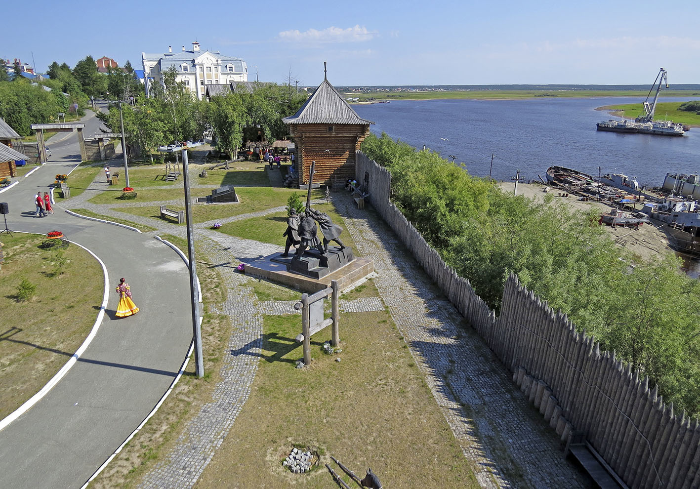 Москва - Салехард. На край земли с Медиаразведкой